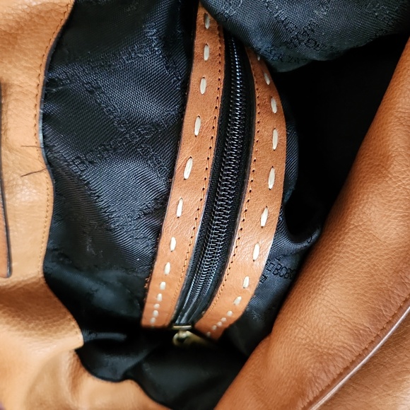 BCBG MAXAZRIA leather purse - Picture 10 of 11